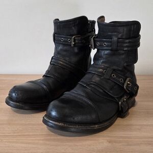 UGG Collection Made In Italy Leather Moto Boots Buckle Strap Womens 9.5 Black